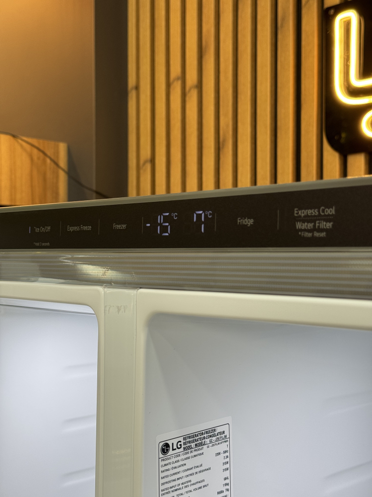 پنل کنترلی یخچال فریزر ال جی GC-J267FLJW پنل کنترلی یخچال فریزر ال جی GC-J267FLJW